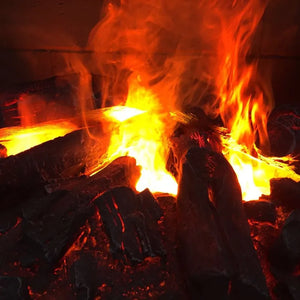 Electric Simulation Firewood Display – Resin Charcoal Effect Flame