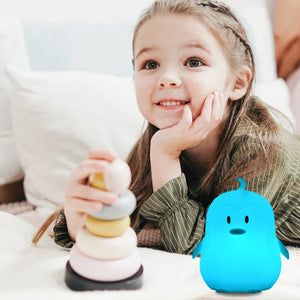 Adorable Penguin RGB Silicone LED Night Light – Indoor RGB Night Lamp