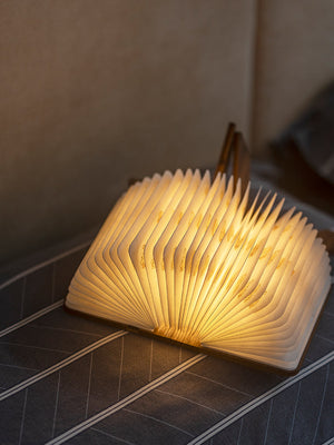 Folding Chinese‑Style Nightlight – Elegant Portable LED Ambient Lamp with Cultural Charm