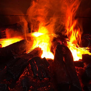 Electric Simulation Firewood Display – Resin Charcoal Effect Flame