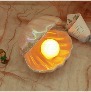 Shell with Pearl Nightlight – LED Ambient Seashell Lamp for Cozy Décor